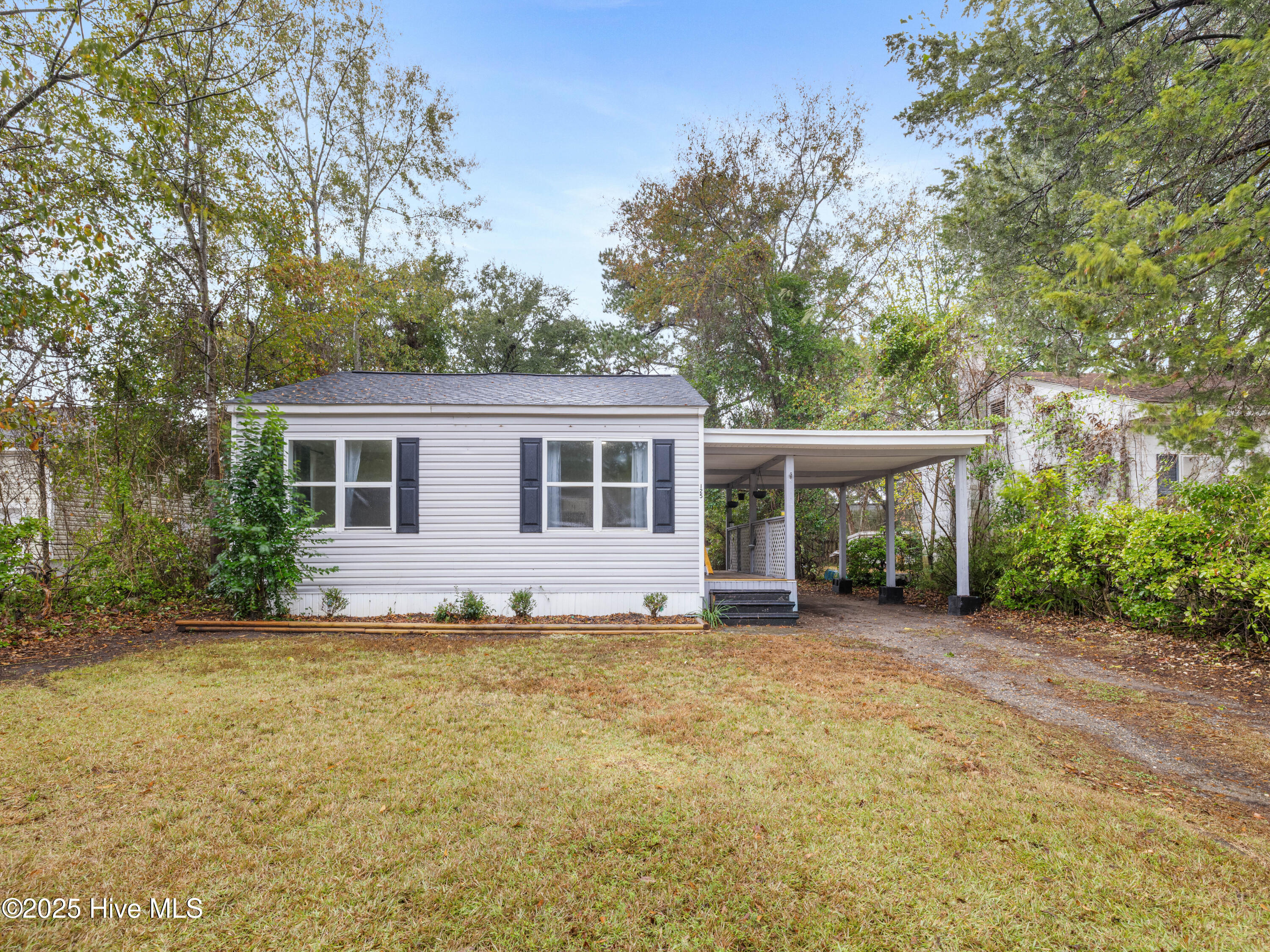 125 Preston Road Jacksonville, NC 28540 - Photo 1 of 30 025A1588