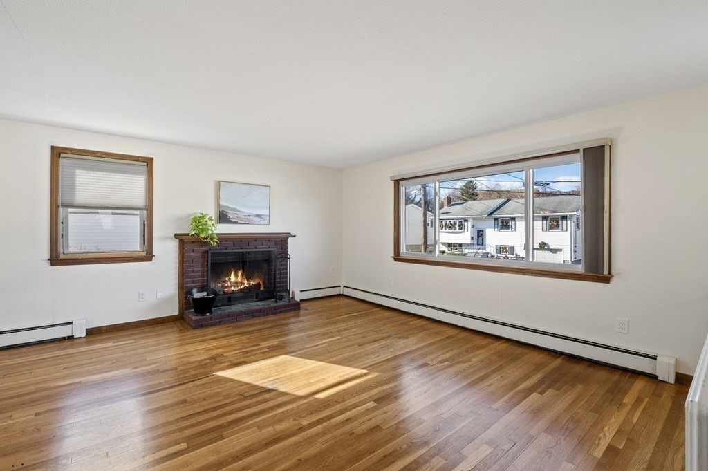 23 Puritan Road Salem, MA 01970 - Photo 7 of 36 Gallery Image 7