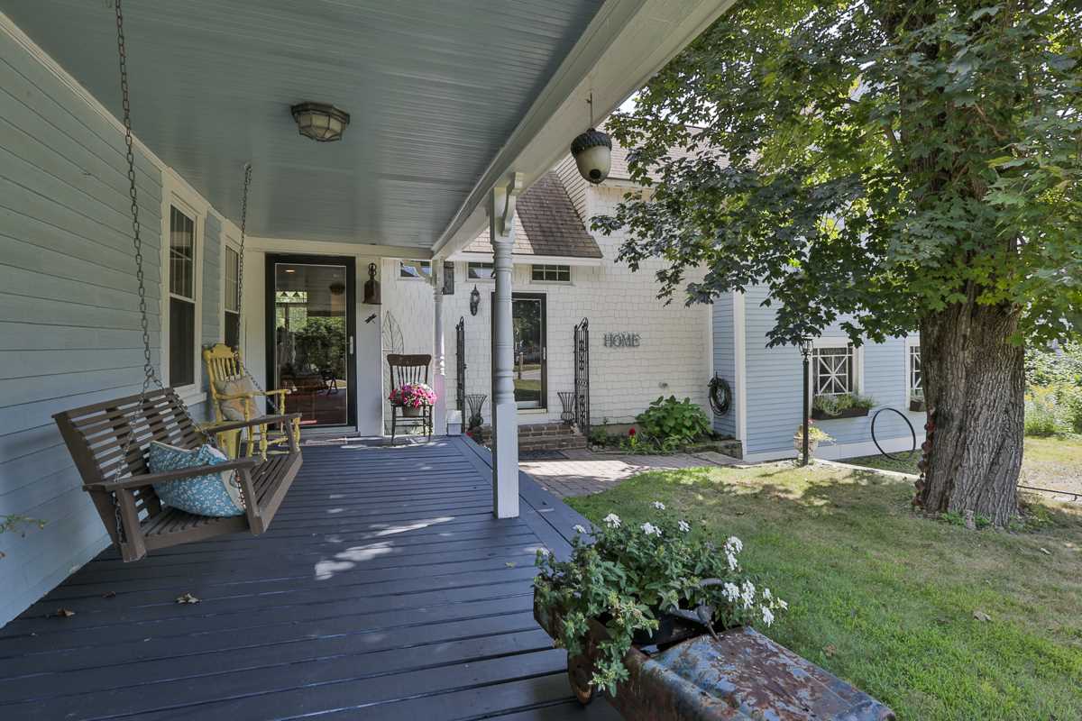 21 Lawrence Road Salem, NH 03079 - Photo 4 of 40 Gallery Image 4