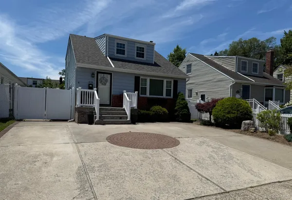 $889,000 | 476 Bernard Street, East Meadow, NY 11554