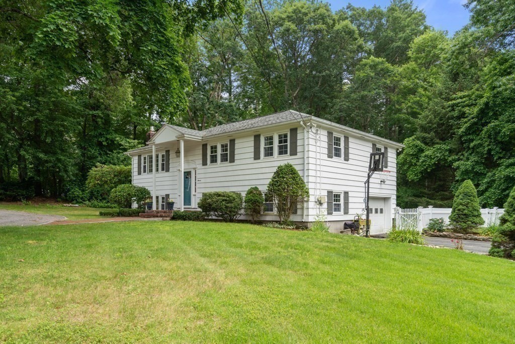 11 Old Coach Road Norfolk, MA 02056 - Photo 21 of 24 Gallery Image 21
