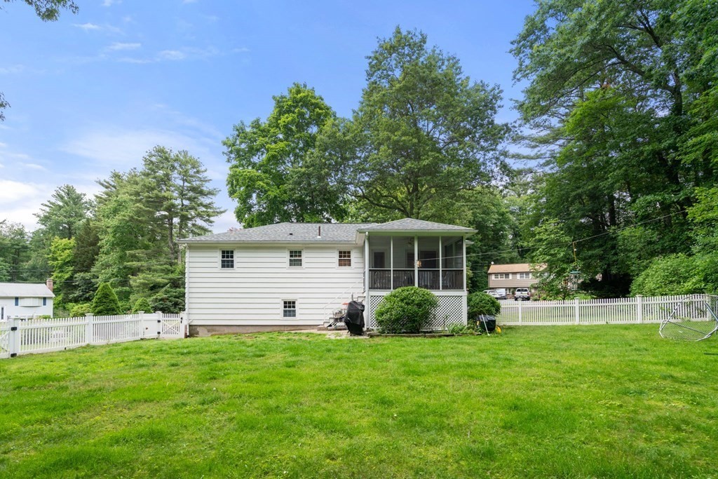 11 Old Coach Road Norfolk, MA 02056 - Photo 24 of 24 Gallery Image 24