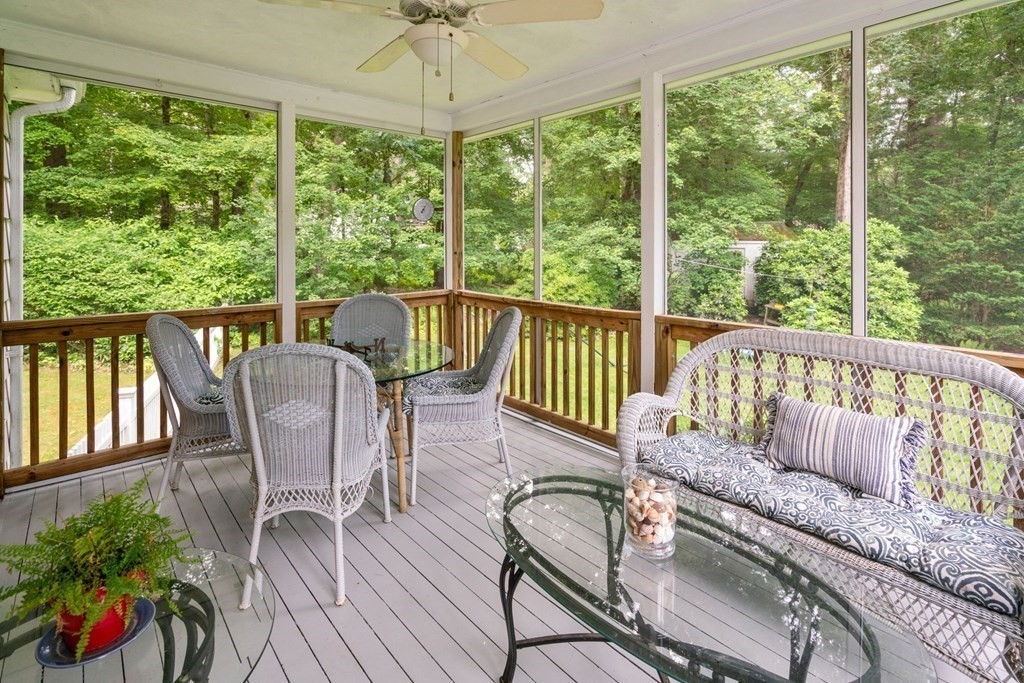 11 Old Coach Road Norfolk, MA 02056 - Photo 10 of 24 Gallery Image 10