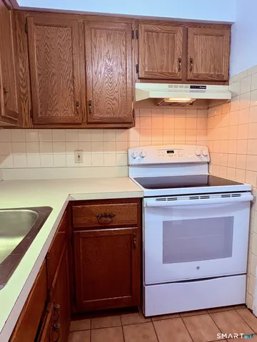 $1,550 | 1125 Waterbury Road, Unit 1C, Cheshire, CT 06410