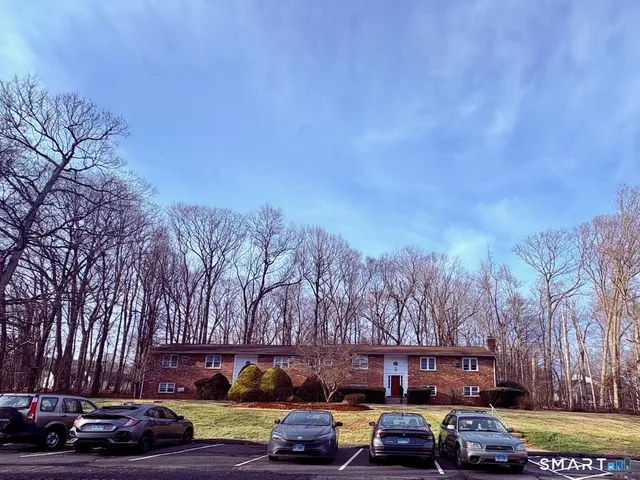 $1,550 | 1125 Waterbury Road, Unit 1C, Cheshire, CT 06410