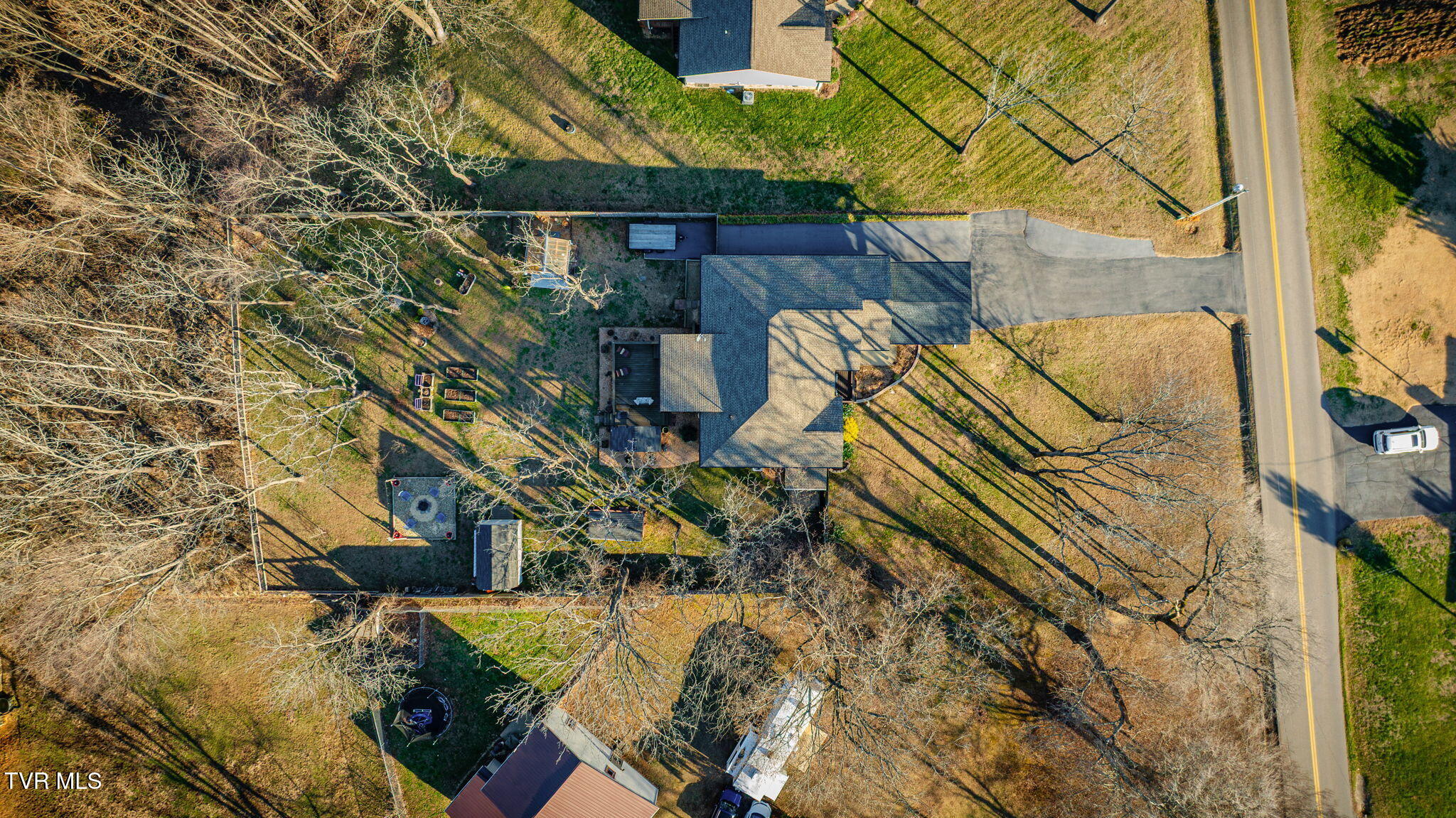 136 Phillips Road Jonesborough, TN 37659 - Photo 55 of 57 105 (2)