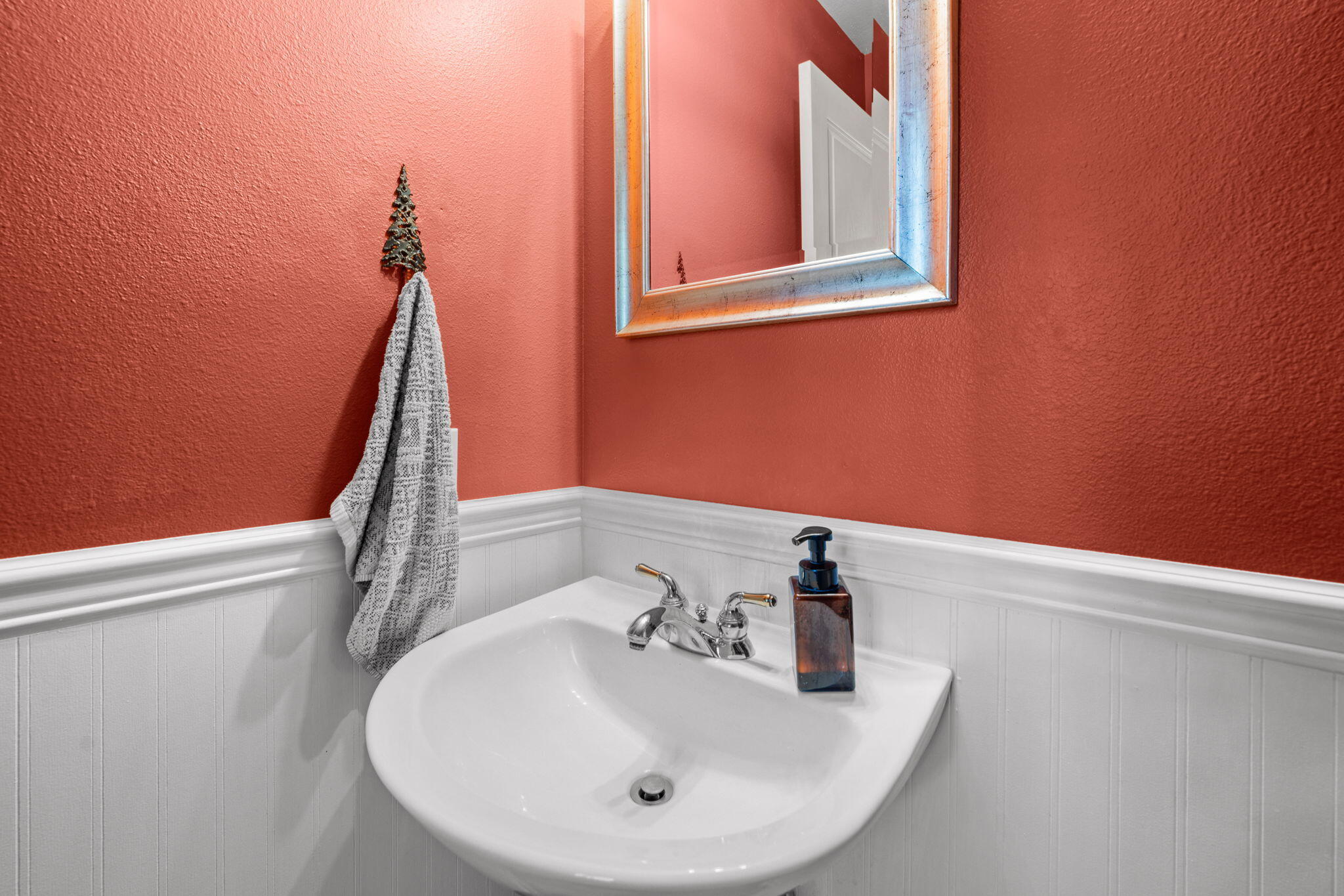 63525 Johnson Road Bend, OR 97703 - Photo 32 of 66 43-web-or-mls-Riley_Visuals-43