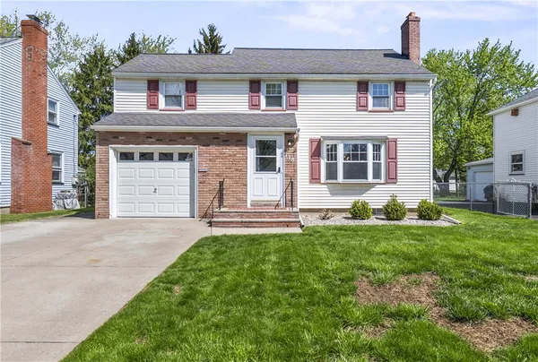 $249,900 | 118 Queensboro Road, Irondequoit, NY 14609