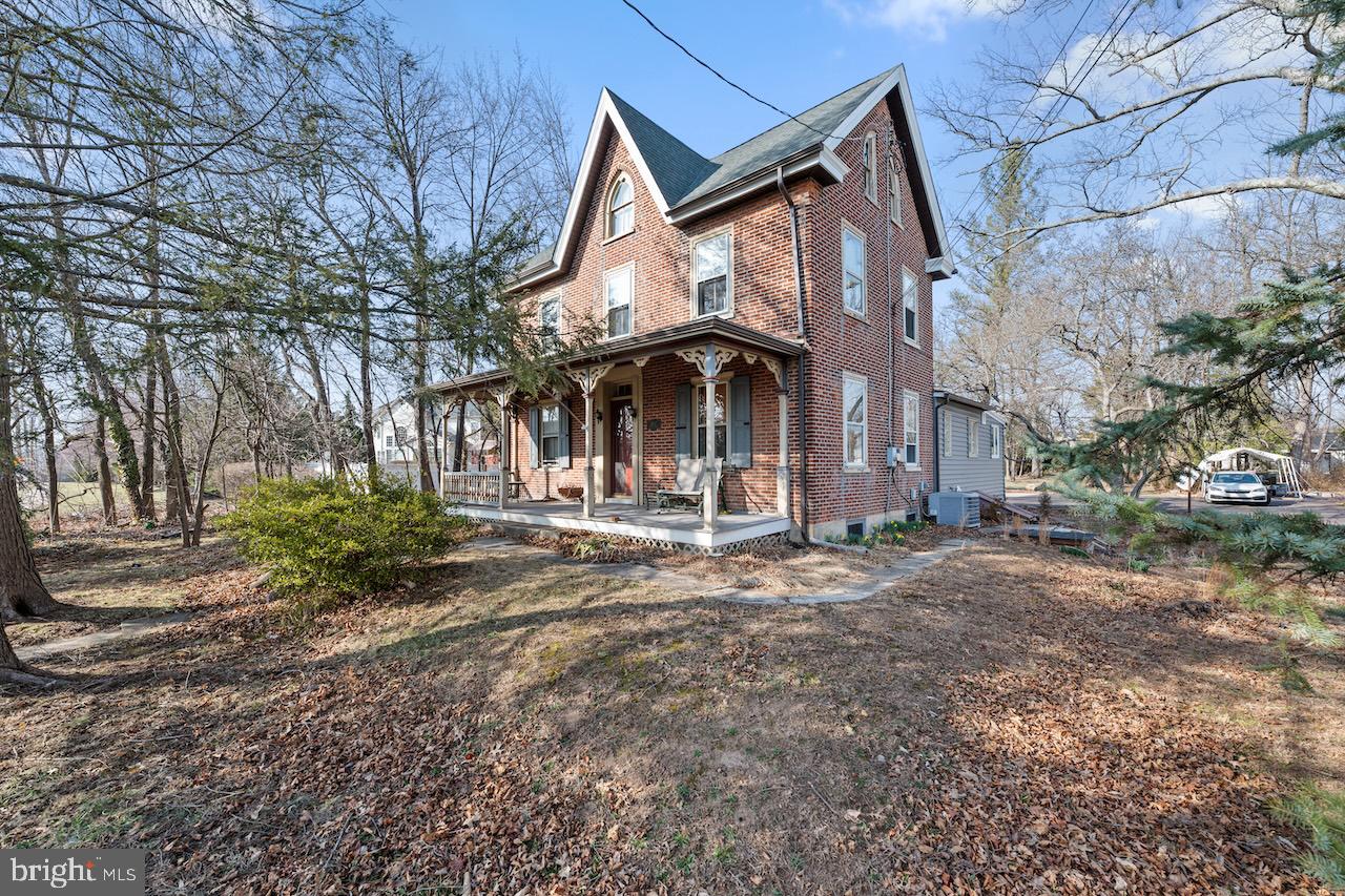 1202 Egypt Road Phoenixville, PA 19460 - Photo 2 of 35 Gallery Image 2