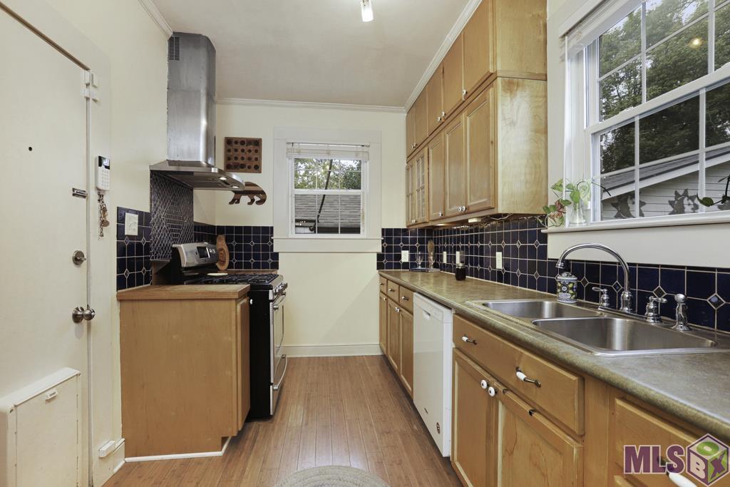 262 Lovers Lane Baton Rouge, LA 70806 - Photo 13 of 26 Kitchen