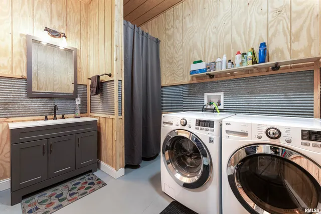 $435,000 | 12532 Geiman Road, Browning, IL 62624