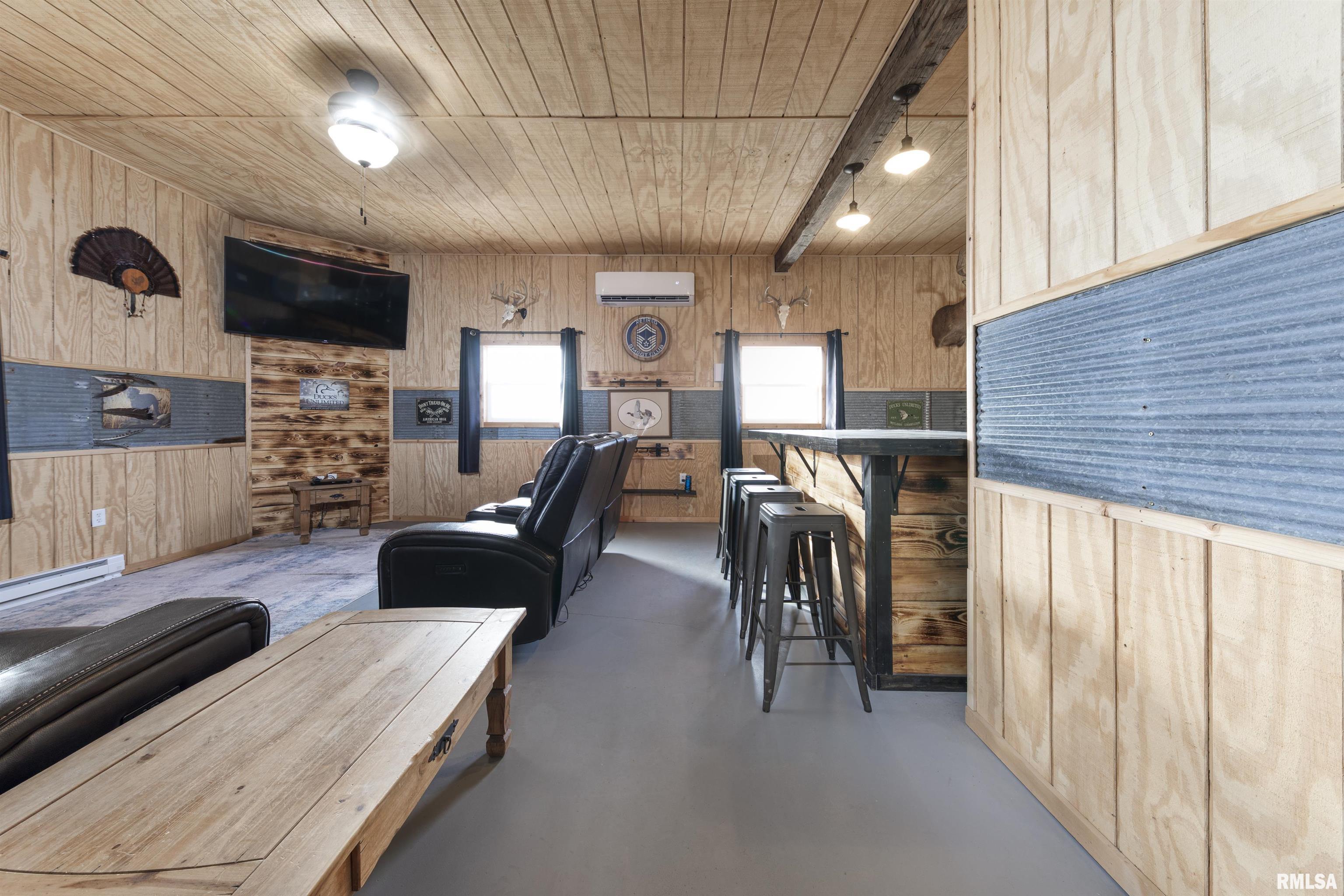 12532 Geiman Road Browning, IL 62624 - Photo 3 of 39