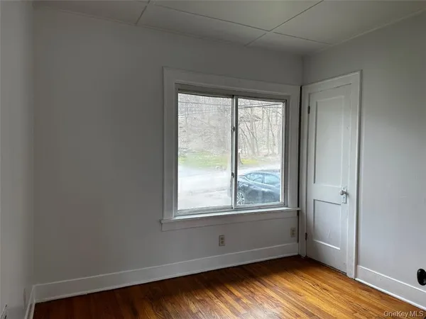 $2,100 | 27 Howard Road, Poughkeepsie, NY 12603