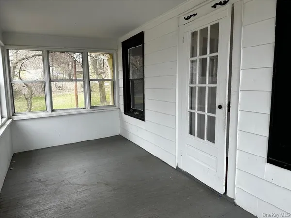 $2,100 | 27 Howard Road, Poughkeepsie, NY 12603