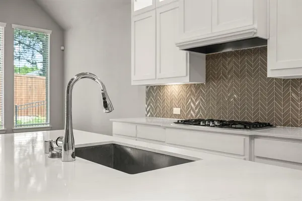 $4,000 | 2206 Christopher Lane, Euless, TX 76040