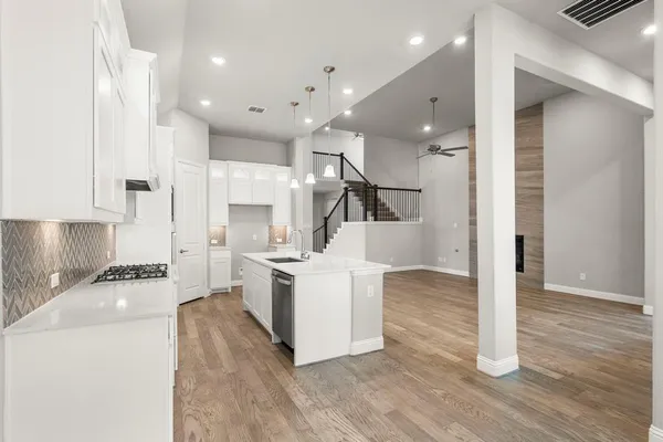 $4,000 | 2206 Christopher Lane, Euless, TX 76040