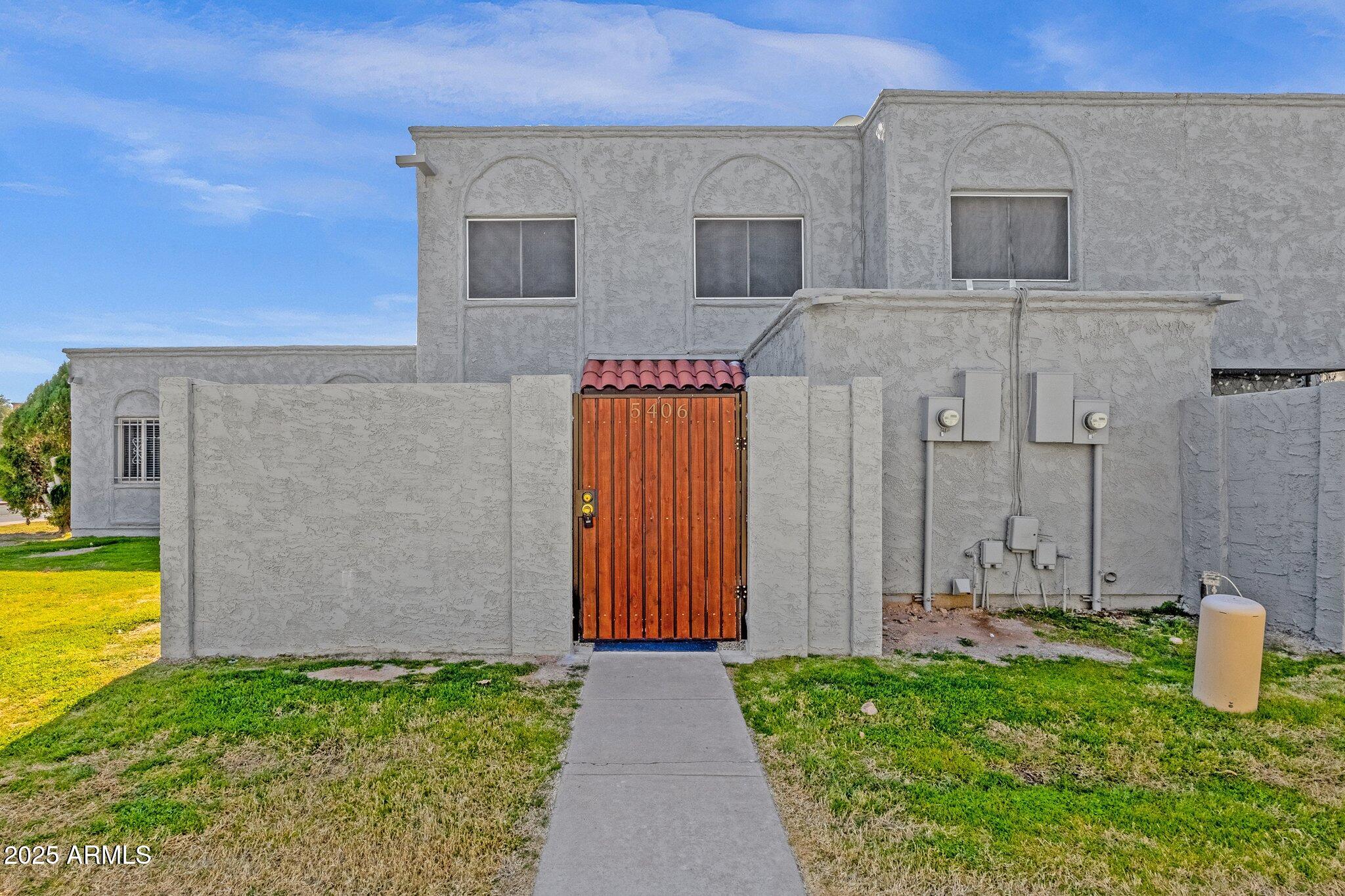 5406 West Hearn Road Glendale, AZ 85306 - Photo 2 of 32 Front Entrance
