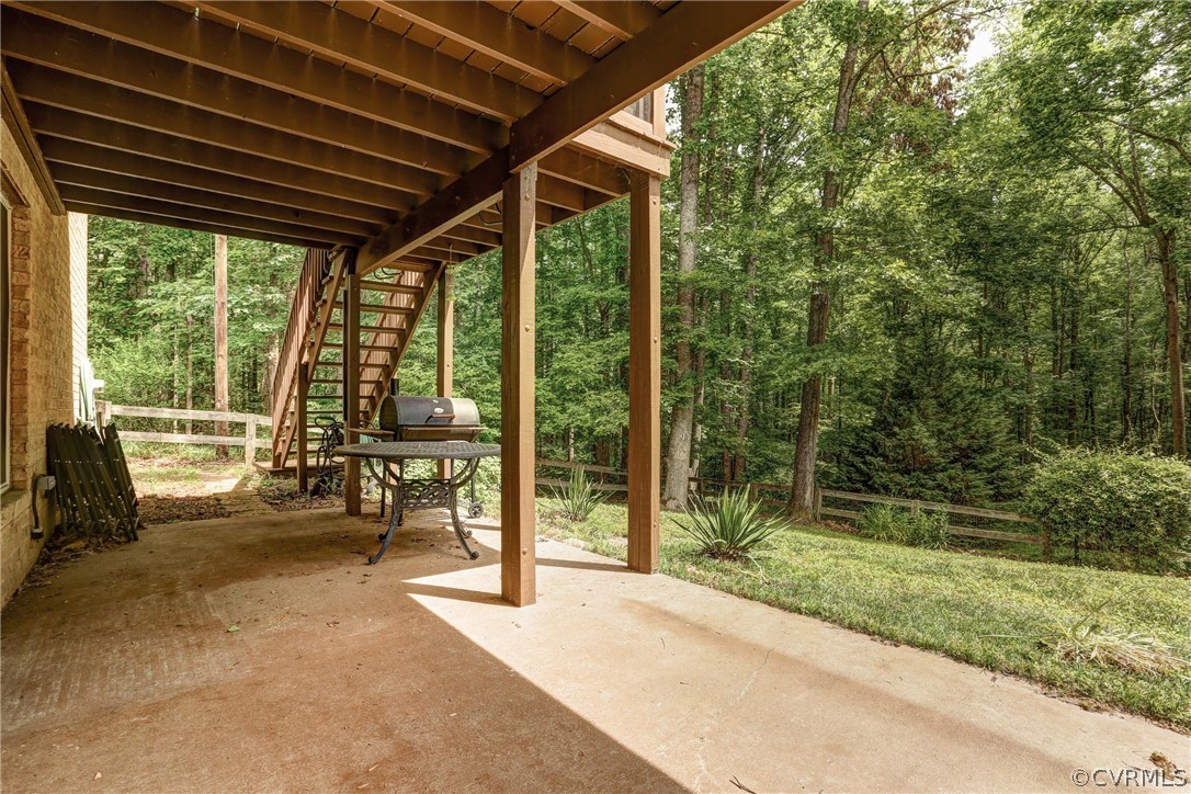 2511 Fairground Road Maidens, VA 23102 - Photo 28 of 29 a view of a room with garden and balcony