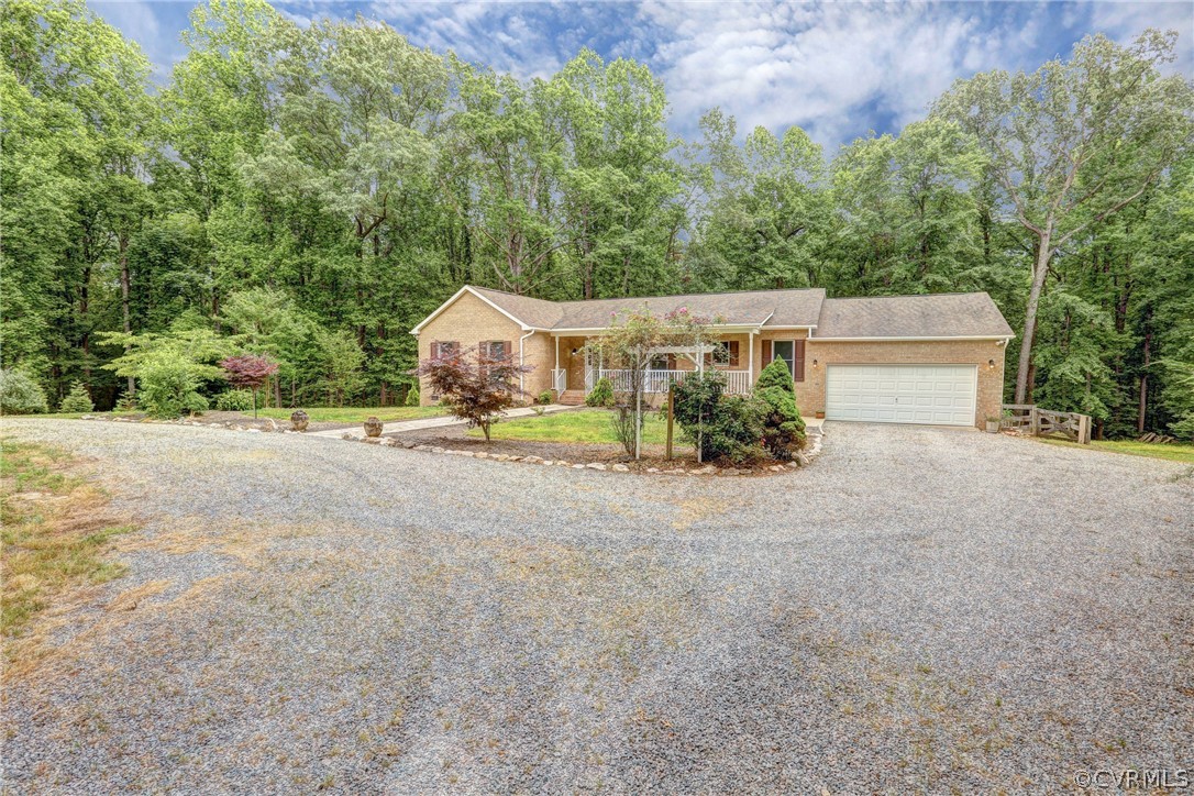 2511 Fairground Road Maidens, VA 23102 - Photo 3 of 29 a view of a house with backyard and tree