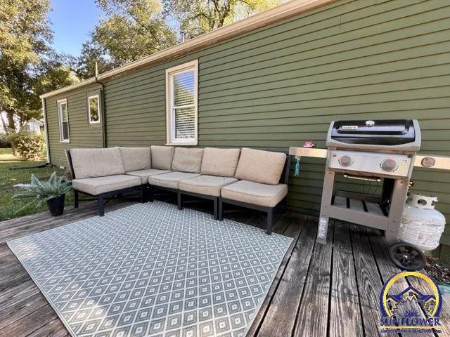 $169,000 | 104 4th Street, Unit 104 4TH ST, Winchester, KS 66097