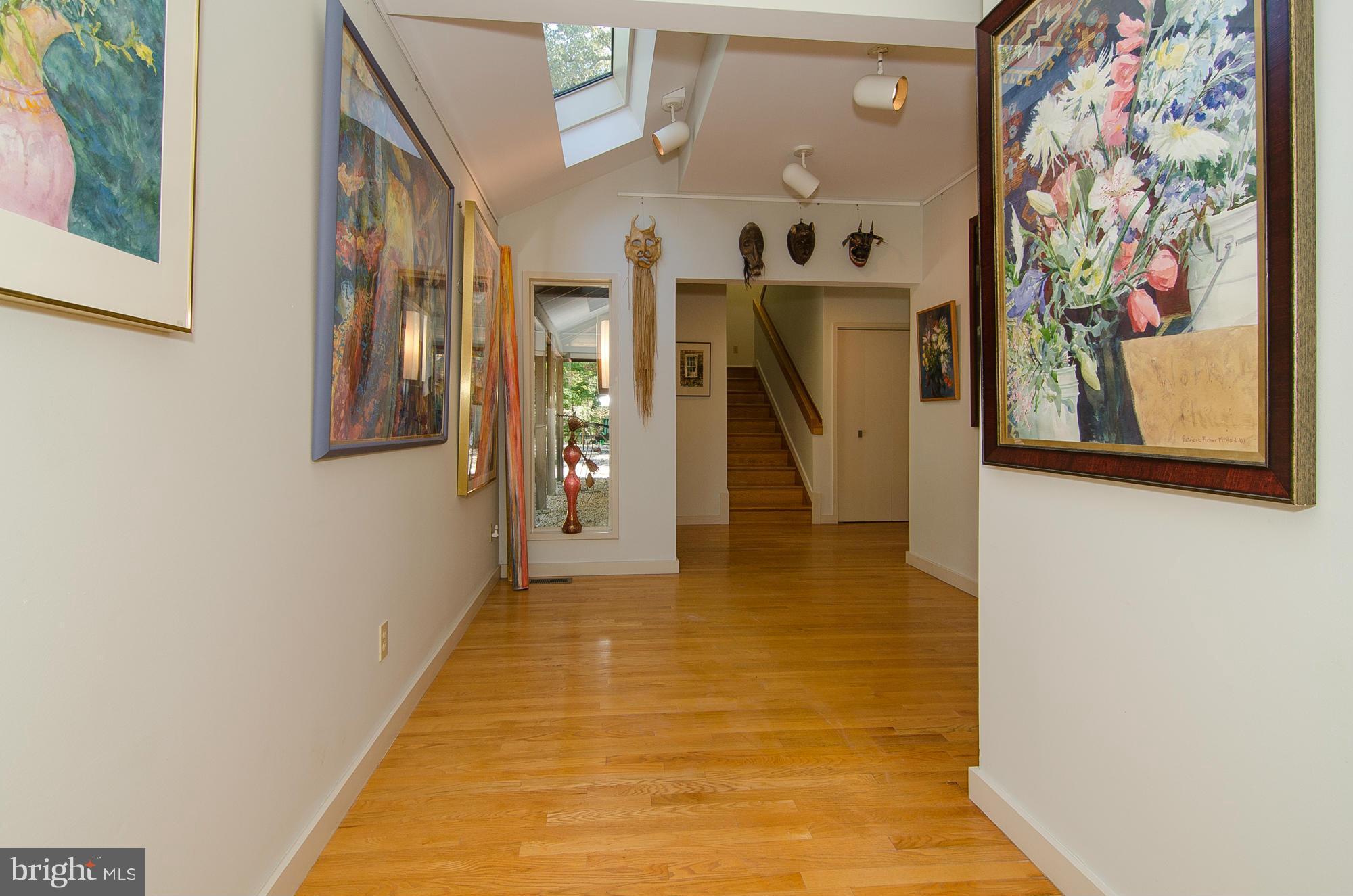 974 Melvin Road Annapolis, MD 21403 - Photo 17 of 29 Gallery connects original house to large addition