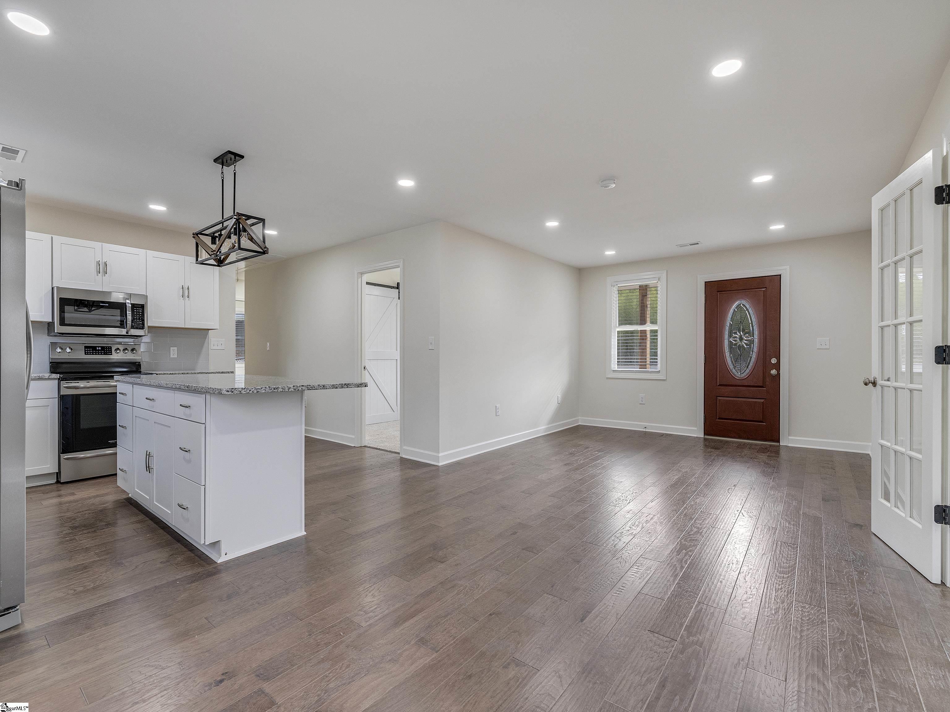 508 Staunton Bridge Road Greenville, SC 29611 - Photo 6 of 30 Gallery Image 6