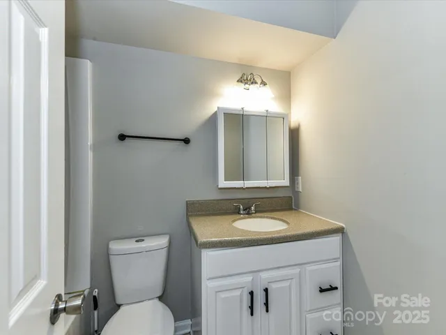 $195,000 | 5234 Amity Springs Drive, Charlotte, NC 28212