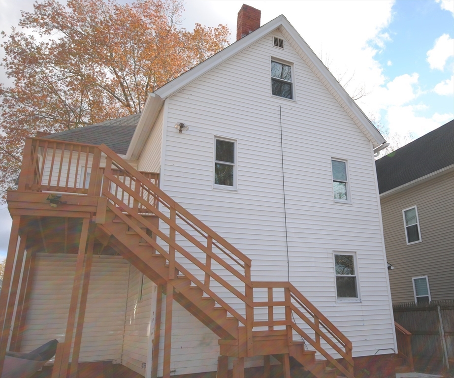 72 Hall Street Springfield, MA 01108 - Photo 5 of 39
