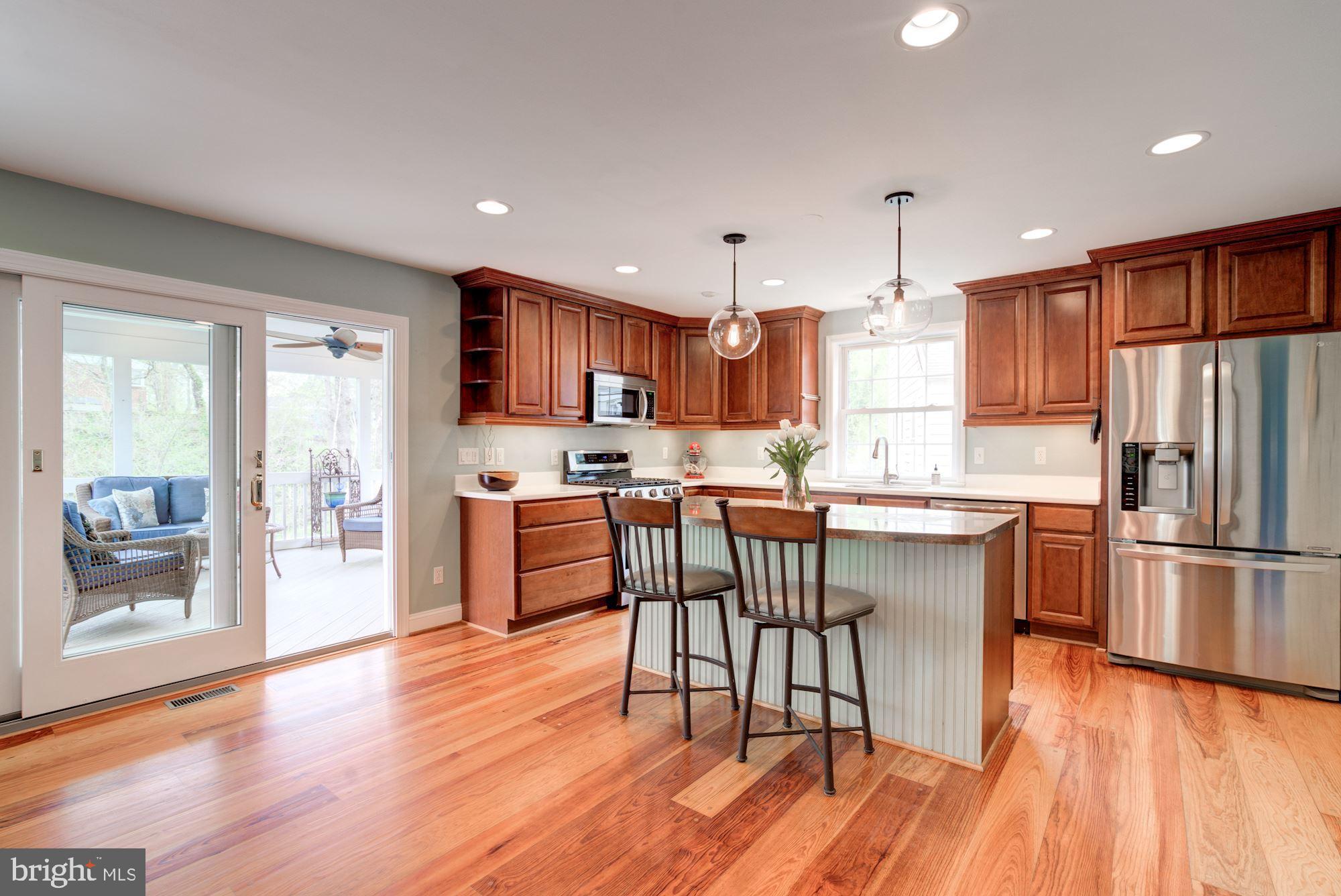 8302 Donnybrook Drive Chevy Chase, MD 20815 - Photo 11 of 55 living copper countertops