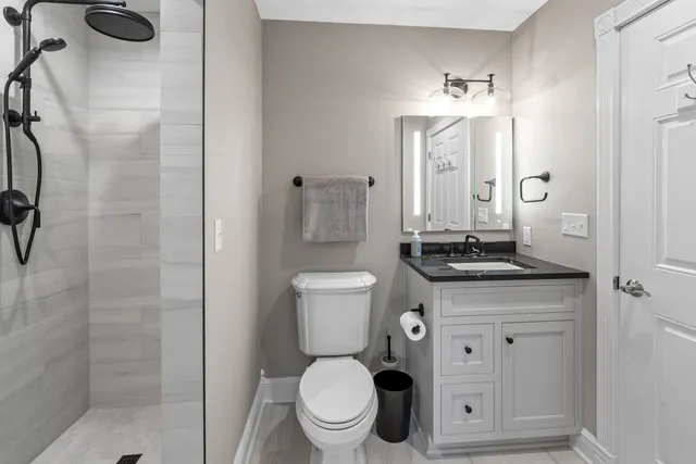 $1,100,000 | 279 Victorian Village Drive, Unit 40, Elkhart Lake, WI 53020