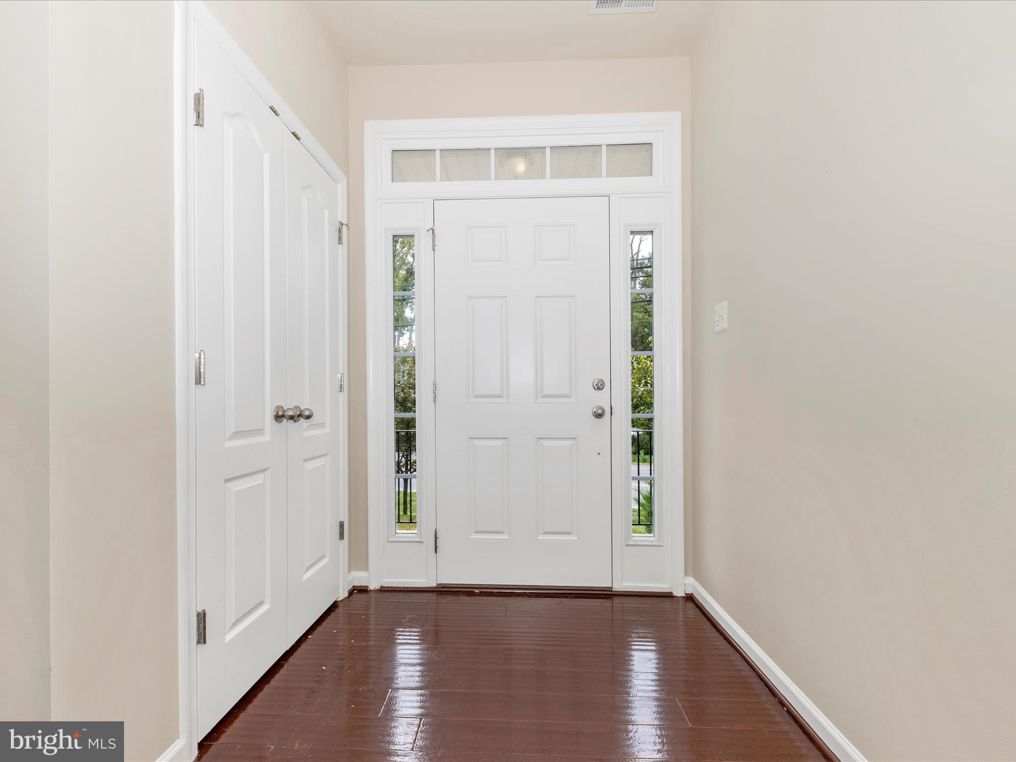 7859 Wormans Mill Road Frederick, MD 21701 - Photo 2 of 55 Foyer