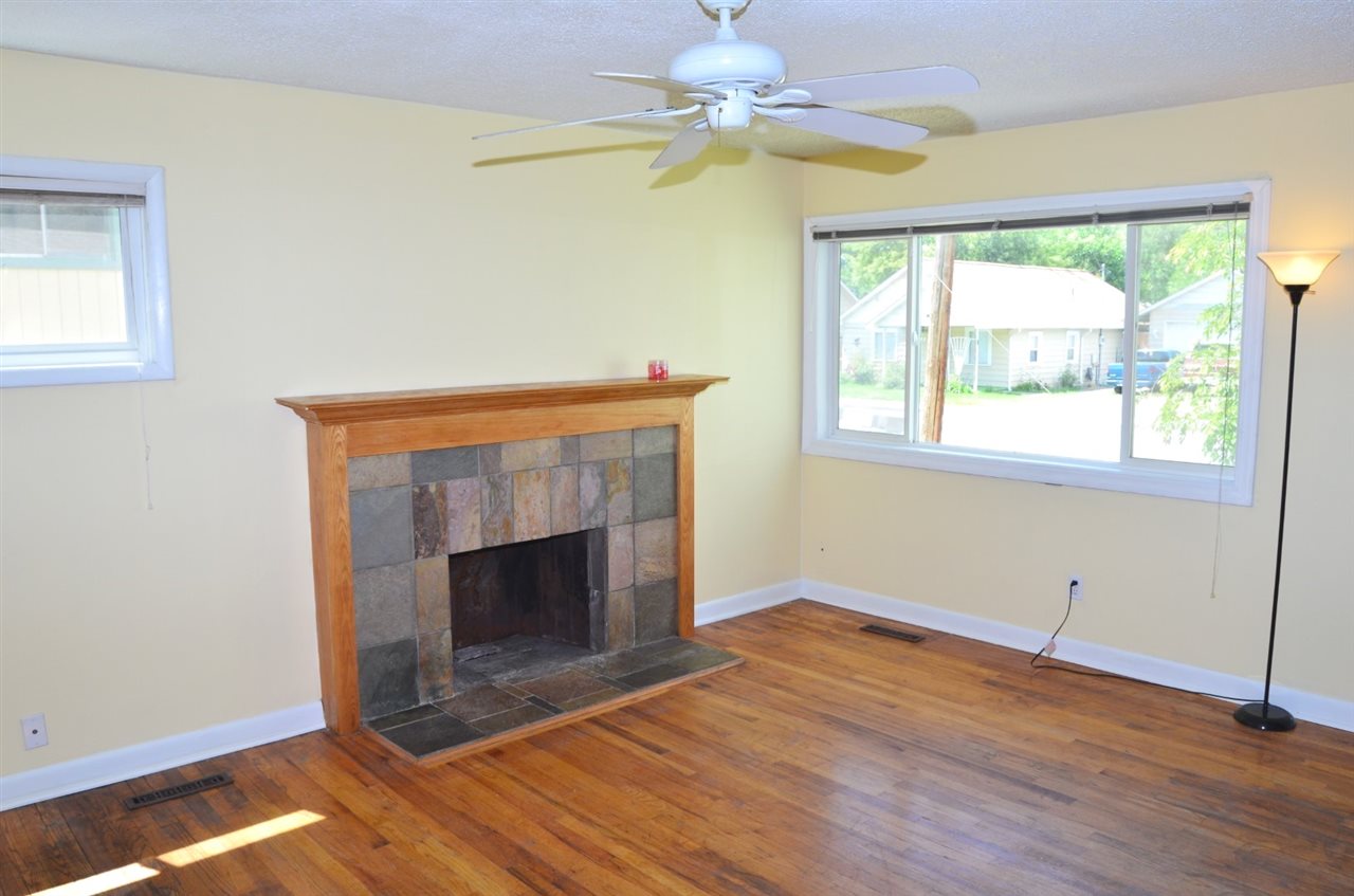 416 North Vista Road Spokane Valley, WA 99212 - Photo 6 of 20 Gallery Image 6