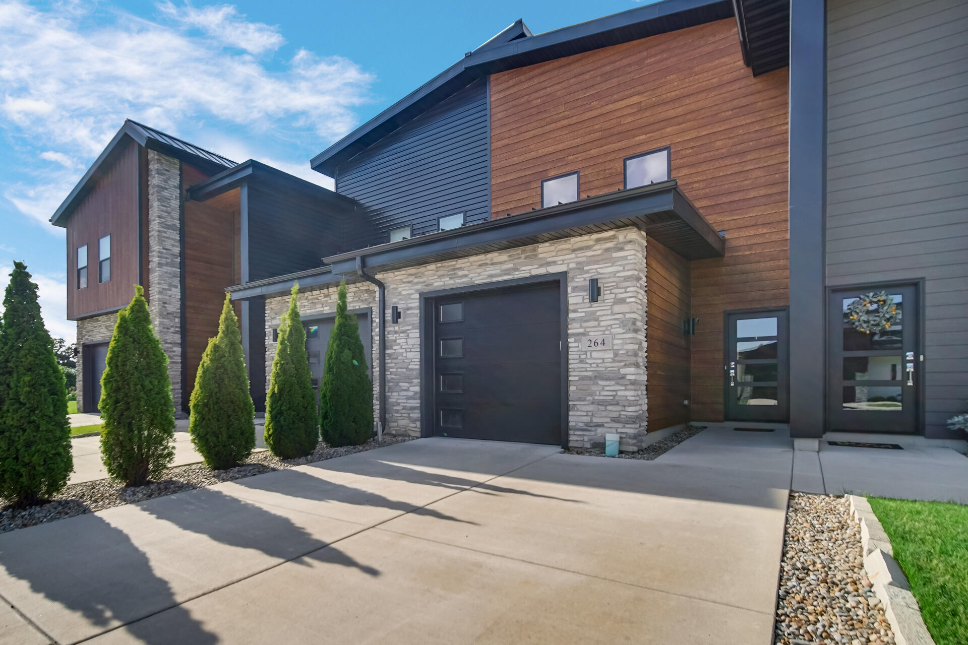 264 Nomo Place Crown Point, IN 46307 - Photo 1 of 28 1920x1280