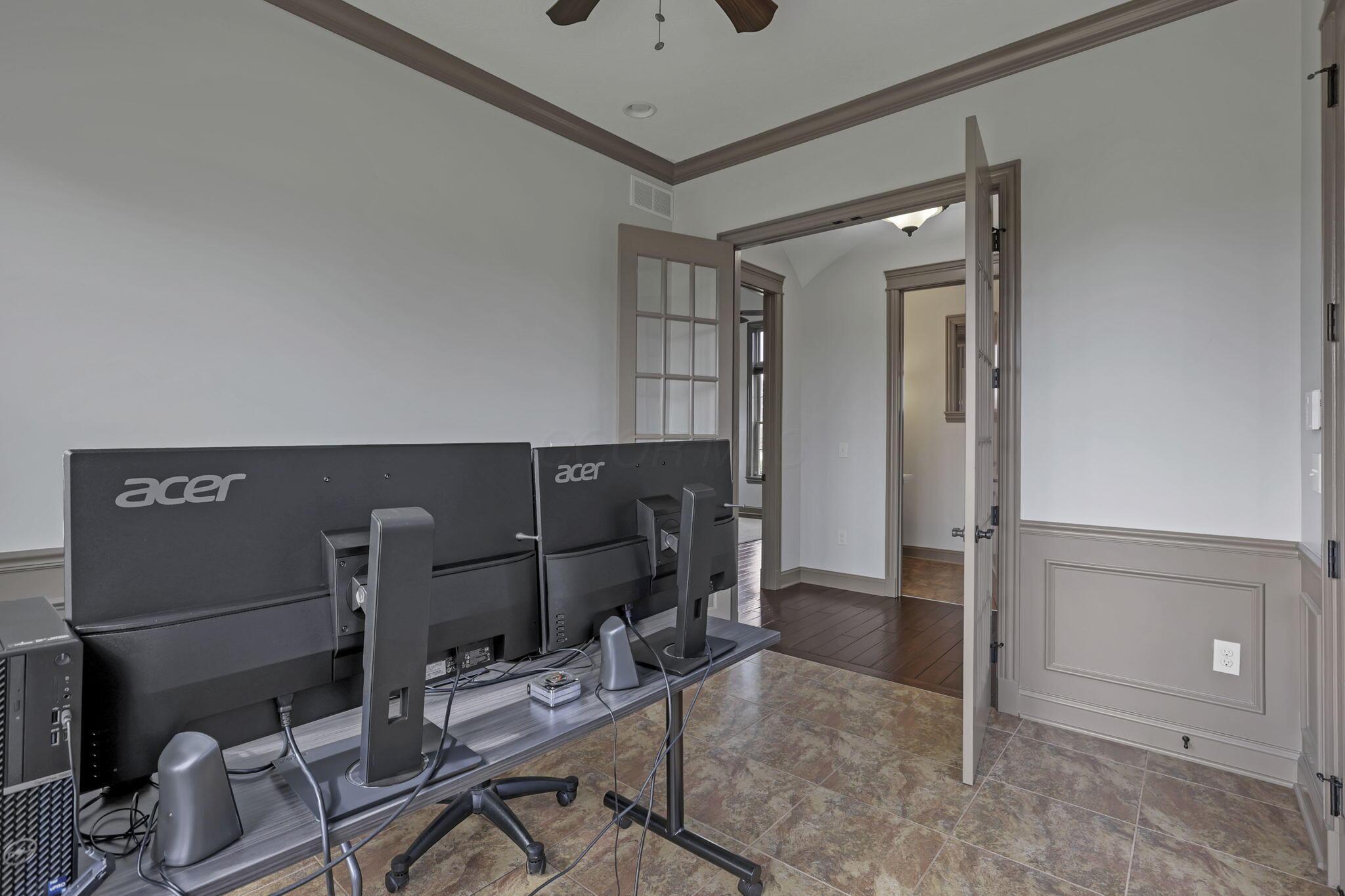 568 Cedar Hill Road Northwest Amanda, OH 43102 - Photo 29 of 102 Flex/Morning Room