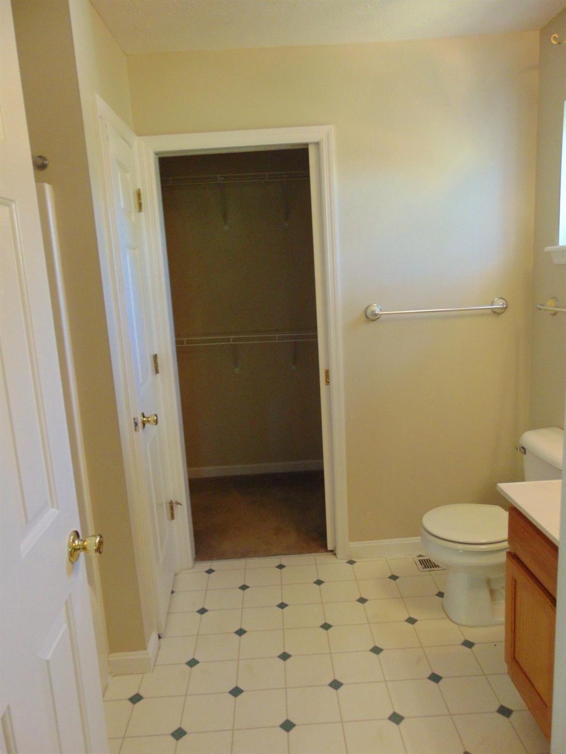 6950 Ragland Road Newtown, OH 45244 - Photo 22 of 35