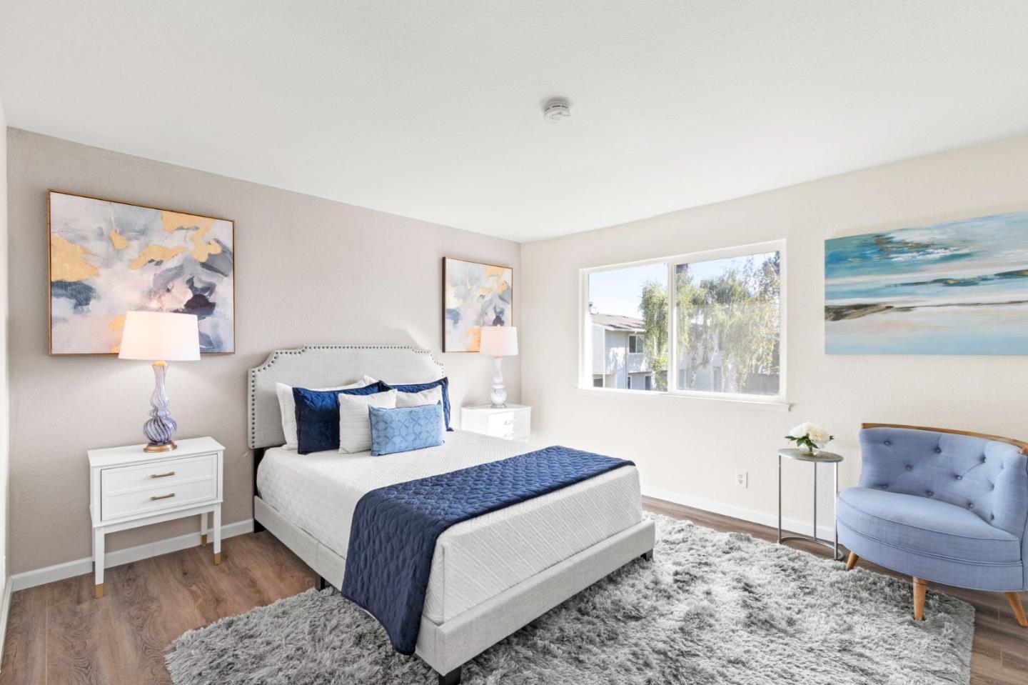 643 Foster Court, Unit 4 Hayward, CA 94544 - Photo 9 of 20 a bedroom with a bed and a couch