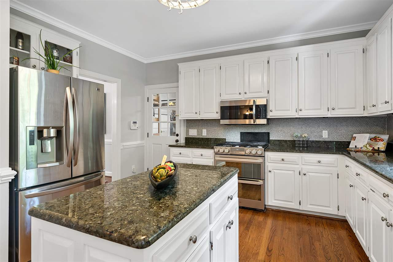 1209 Weldon Place Raleigh, NC 27608 - Photo 6 of 30 Photo 6