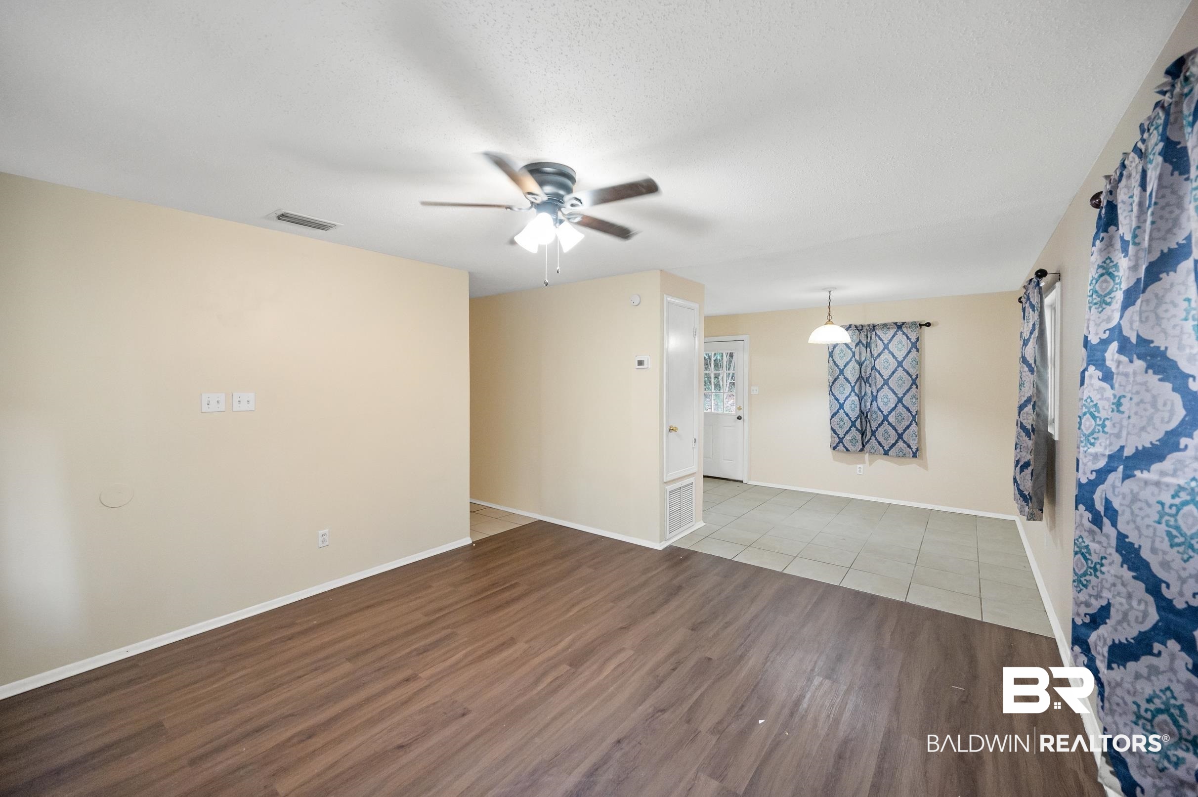 4113 Seabreeze Road Mobile, AL 36609 - Photo 5 of 18