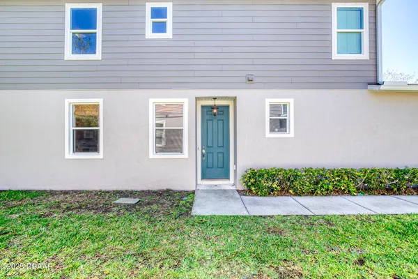 $2,250 | 637 Mount Olympus Boulevard, New Smyrna Beach, FL 32168