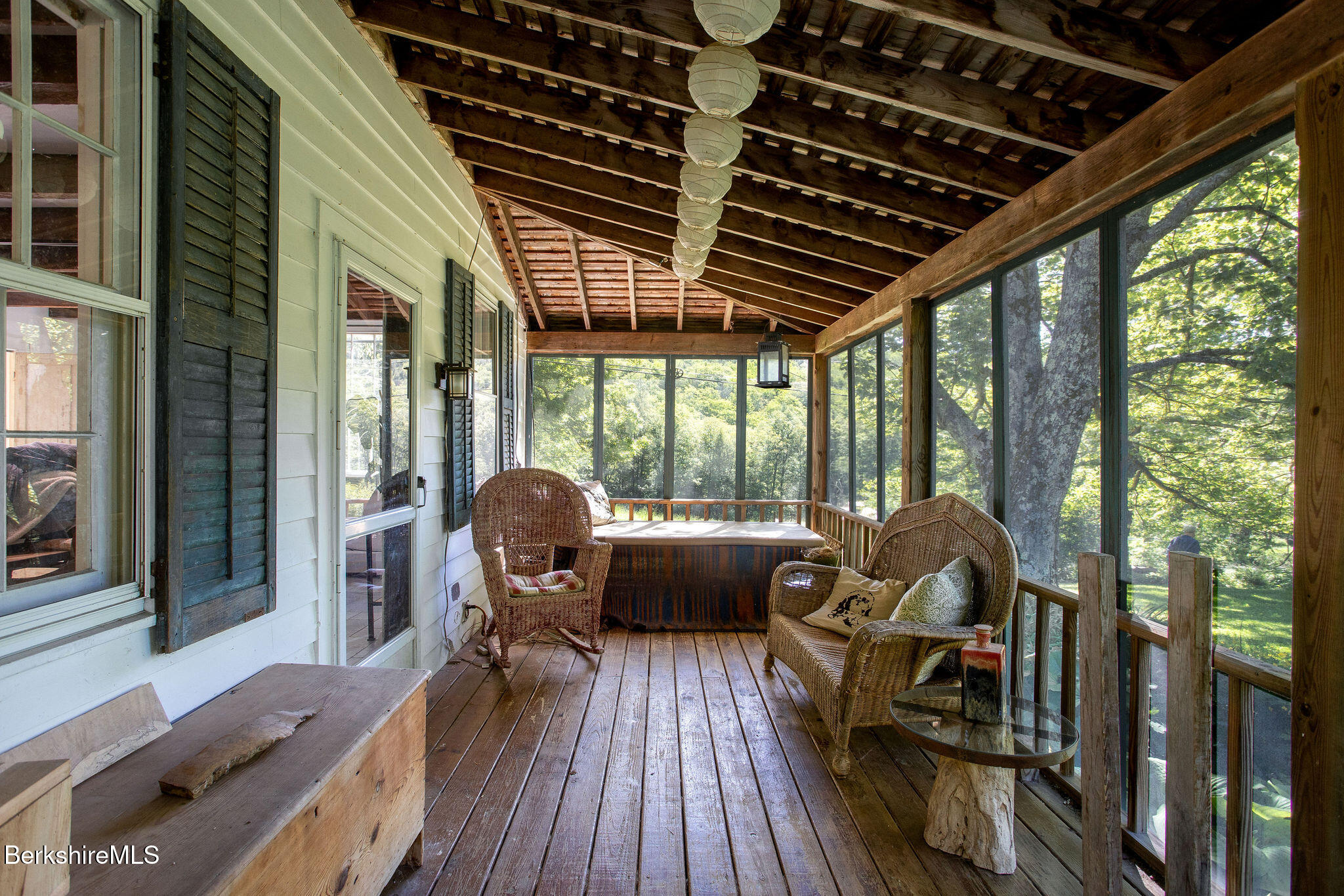 95 Town Hill Road Middlefield, MA 01235 - Photo 20 of 58 0018-screened-porch