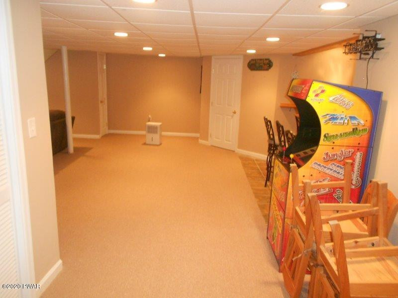 100 Lone Pine Bay Road Hawley, PA 18428 - Photo 27 of 41