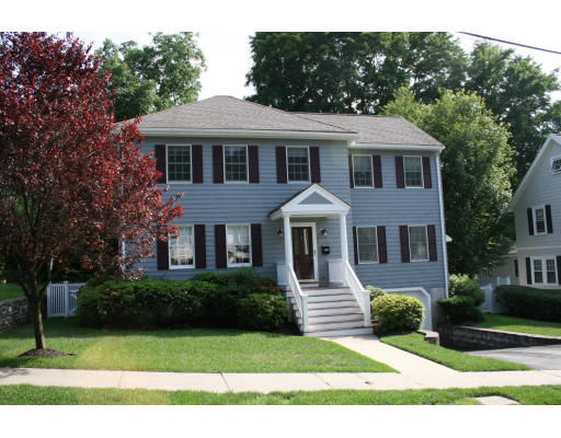 19 Grayson Road Winchester, MA 01890 - Photo 1 of 1 Gallery Image 1