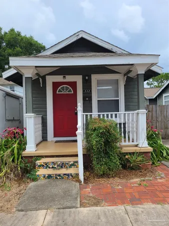 $1,295 | 512 East De Soto Street, Pensacola, FL 32501