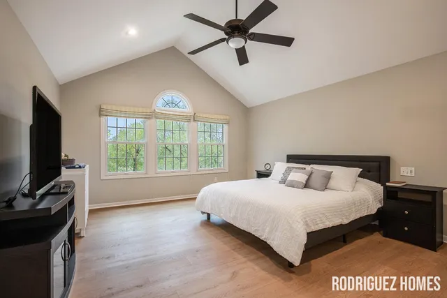 $839,900 | 3890 Clearview Street Northeast, Grand Rapids, MI 49546