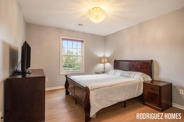 $839,900 | 3890 Clearview Street Northeast, Grand Rapids, MI 49546