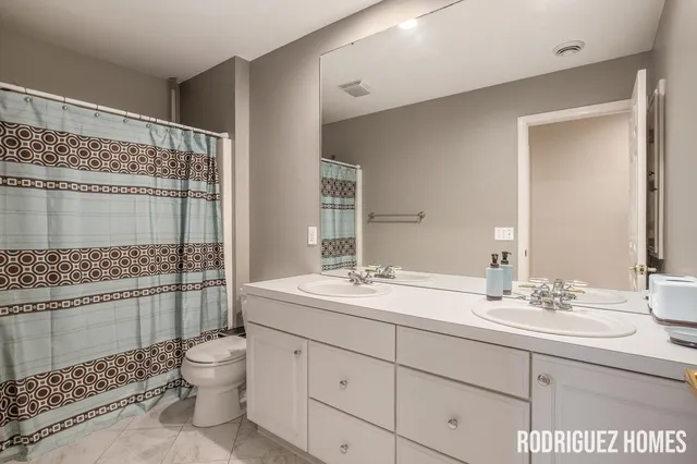 $839,900 | 3890 Clearview Street Northeast, Grand Rapids, MI 49546