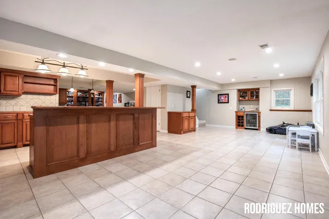 $839,900 | 3890 Clearview Street Northeast, Grand Rapids, MI 49546