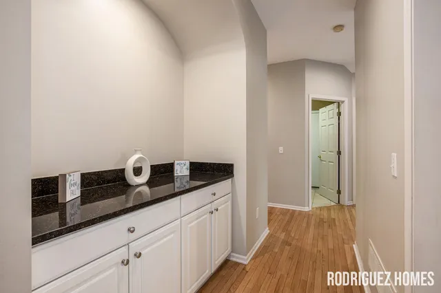 $839,900 | 3890 Clearview Street Northeast, Grand Rapids, MI 49546