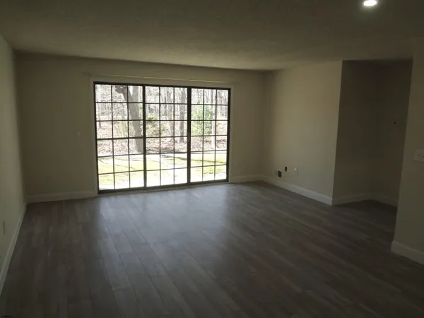 $1,800 | 75 Cheshire Drive, Unit 75, Galloway Township, NJ 08205