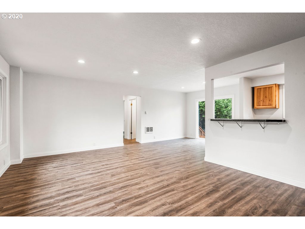 3231 Laurel Road Longview, WA 98632 - Photo 5 of 28 Gallery Image 5